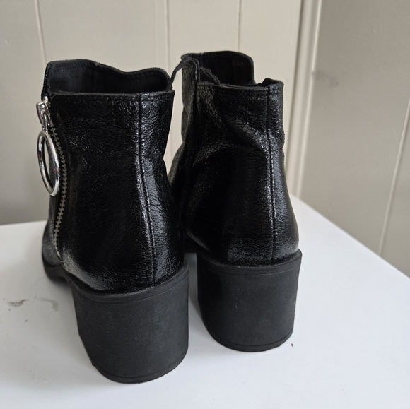 H&M Black Ankle Boots with Silver Zipper -Size 5.5 - Picture 3 of 6